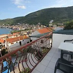 Apartments With A Parking Space Vis - 8869 Vis